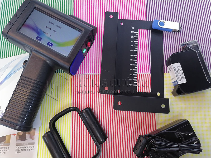 14. May-in-phun-date-cam-tay-bt-127