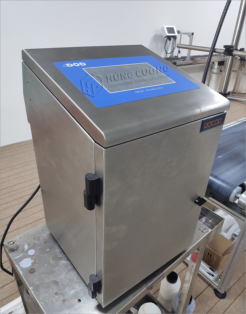 10. May-in-phun-ky-tu-size-lon-d100-series